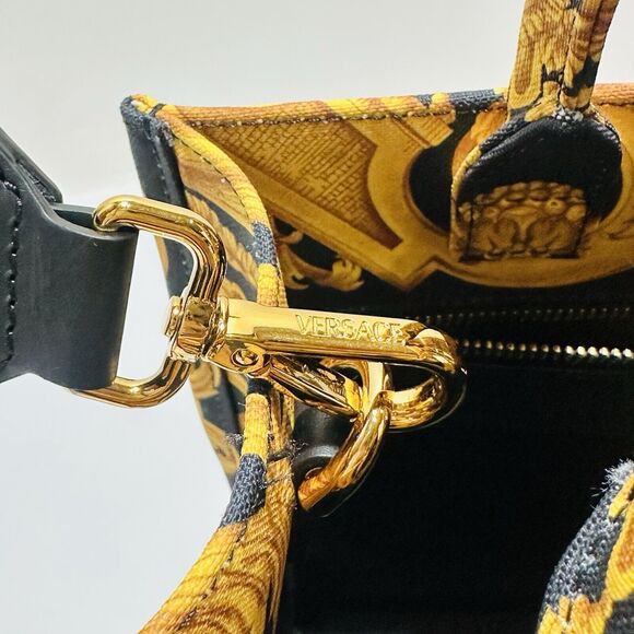 Versace Medusa Black Gold Canvas Medium Tote Greca Strap Bag NWT $1,275 - Picture 6 of 15